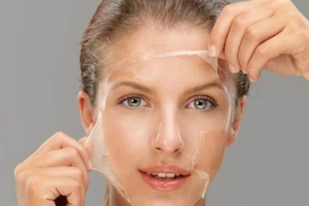Έτσι θα απαλλαγείς φυσικά από την τριχοφυϊα του άνω χείλους!